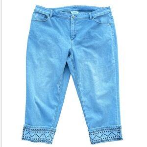 Christopher & Banks Deniem blue Jean capris size 16 embroidery cuffs